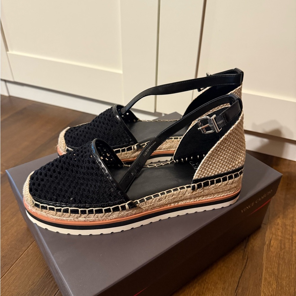 Vince Camuto Black and Tan Espadrille Flats